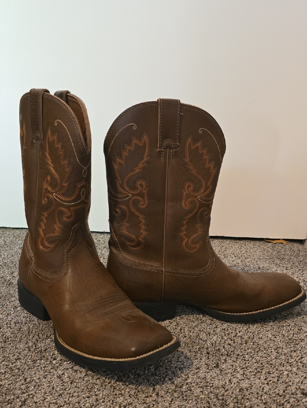 Justin Boots Brown Leather Western Cowboy Boots with Embroidery